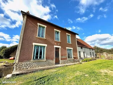 maison 6 pièces 137 m²