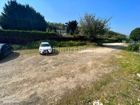 parking 30 m² saint leu d esserent