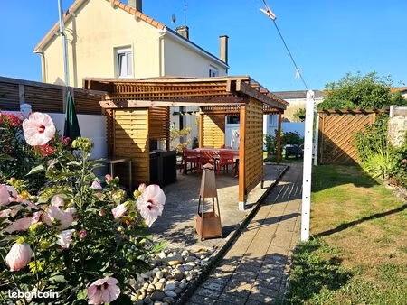 maison 6 pièces 130 m²
