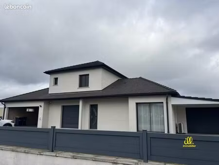 pavillon 6 pièces 150 m²