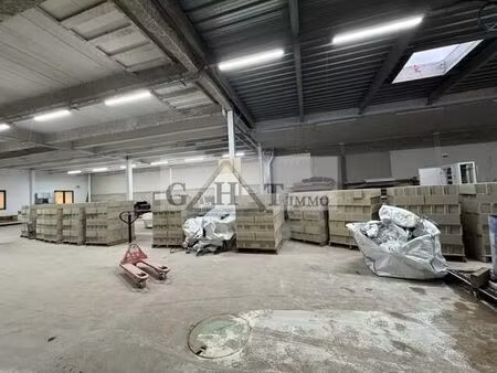 location local industriel 560 m² à neuilly-sur-marne (93330)