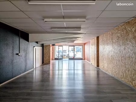 local commercial 113 m²