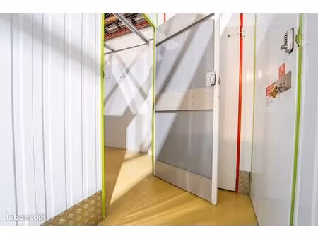 garage/box 5 m² pommeret