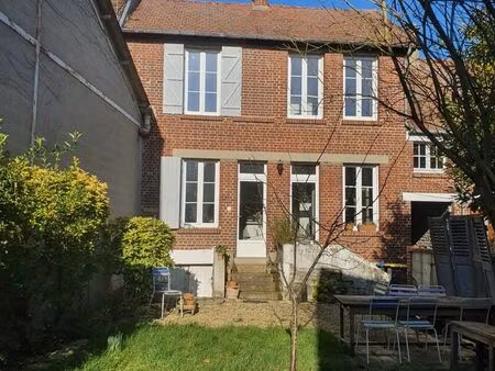 maison de village lumineuse