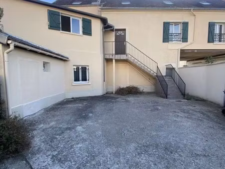 appartement 5 pièces 70 m²