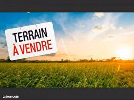 terrain 1 645 m² freneuse