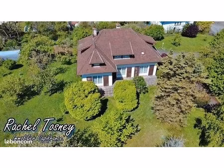 maison 8 pièces 200 m²