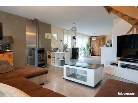 maison 6 pièces 171 m²