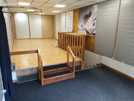 vente murs commerciaux 80 m² – centre cauterets (location possible)