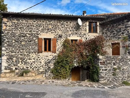 maison de village 3 pièces 68 m²