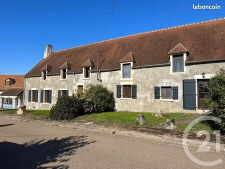 ferme 10 pièces 251 m²