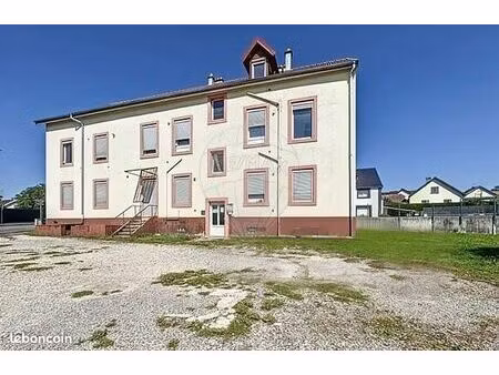 immeuble 10 pièces 405 m²