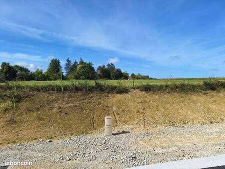 terrain 827 m² onjon