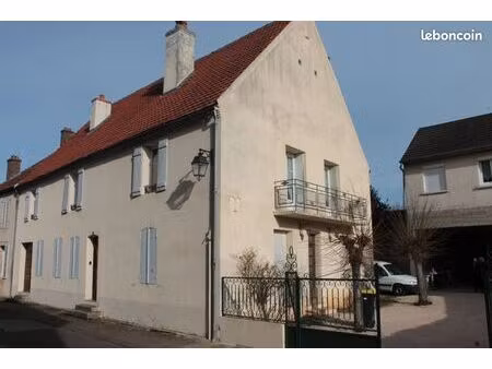 immeuble 15 pièces 310 m²