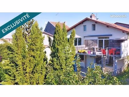 maison 12 pièces 280 m²