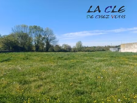 terrain 1480 m² ardin