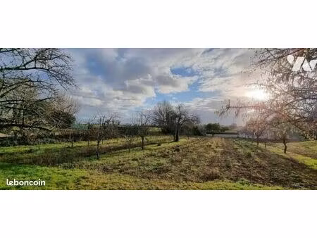 terrain 808 m² fressines