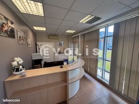 bureaux 112 m²