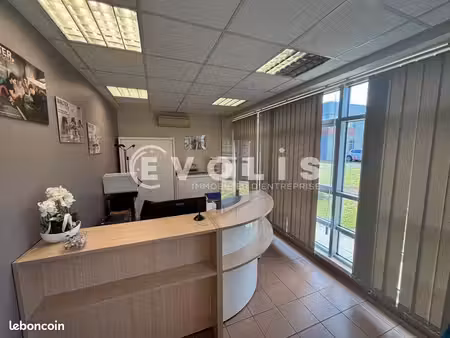 bureaux 112 m²