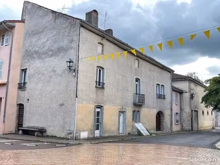 maison de ville de 136 m²