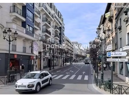 local commercial 268 m²