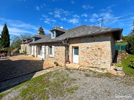 maison 7 pièces 212 m²