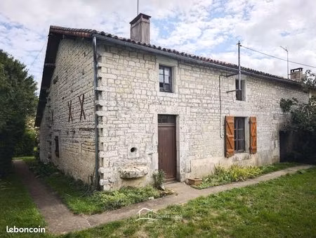 maison 2 pièces 79 m²