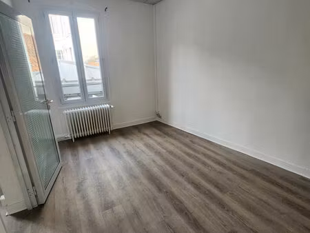 location bureaux  37.00m²  charenton