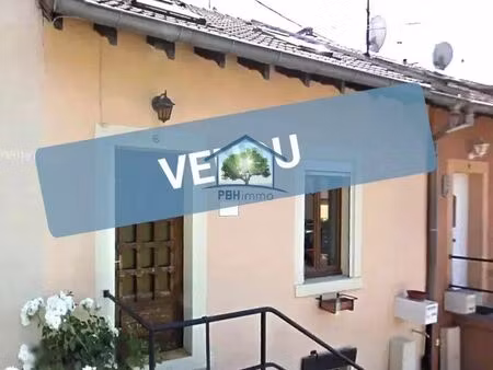 maison de village 4 pièces 64 m²