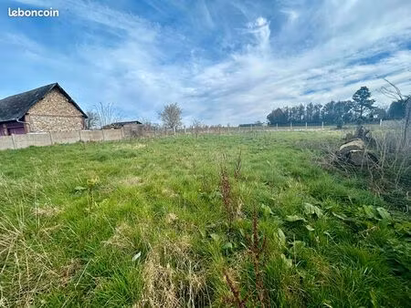 terrain 2494 m² la londe