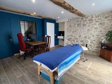 cabinet / bureau / local professionnel