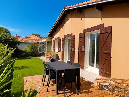 pavillon de 117 m² à le teich