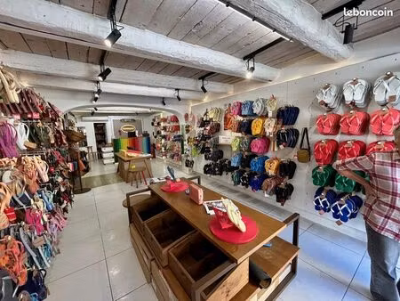 fond de commerce 48 m² saint-tropez