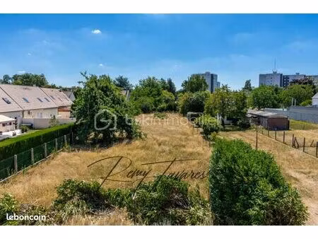 terrain 1 299 m² nemours