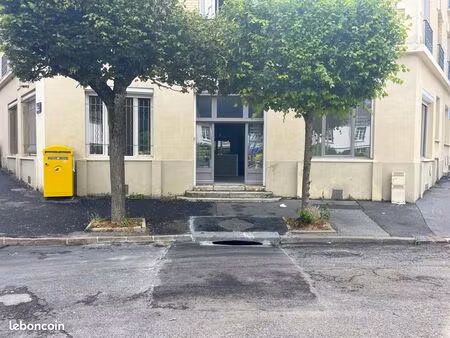 local commercial 60 m² meudon