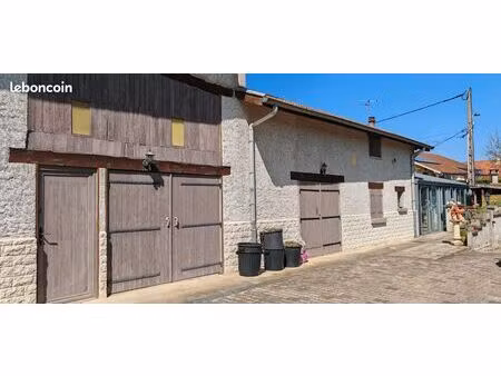 propriété 4 pièces 106 m²