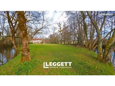 maison 10 pièces 348 m²