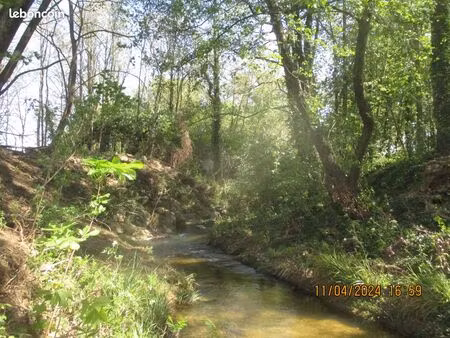 magnifique terrain loisir / agricole a tresques ( gard )