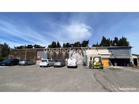 bureaux 700 m² orange