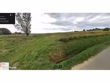 grand terrain constructible à fontrailles