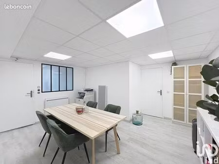 bureaux 20 m² lésigny