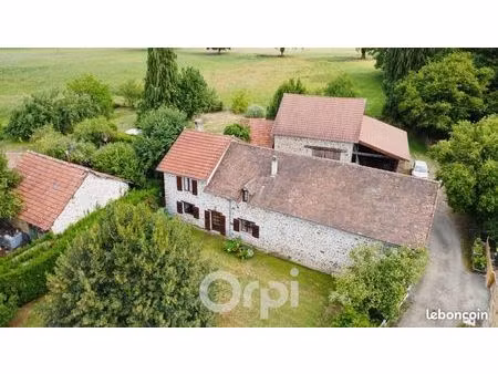 ferme 4 pièces 111 m²