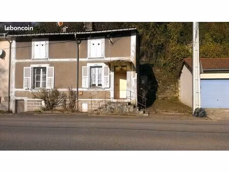 maison à rénover  grange  terrain+boxes chevaux