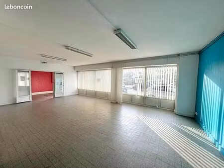 local commercial 202 m²