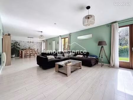 maison 7 pièces 177 m²