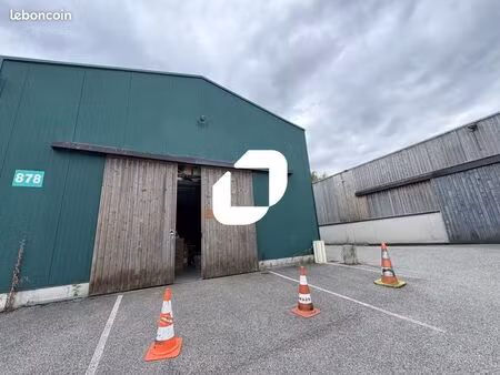 local industriel 270 m²