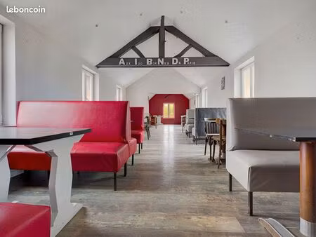 local commercial 210 m² heudebouville