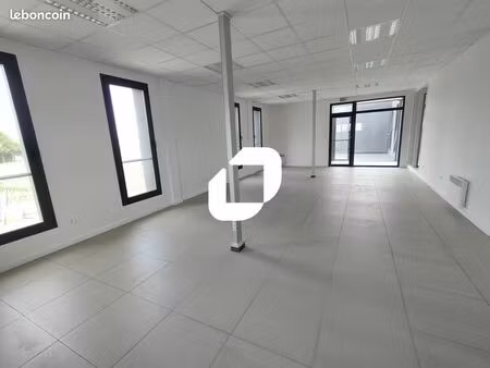 bureaux 125 m²