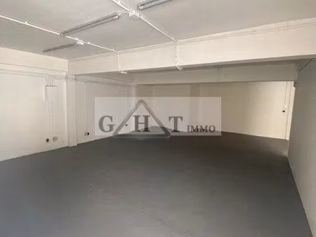 local industriel 100 m²