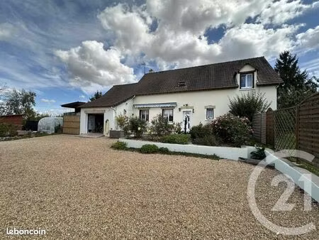 pavillon 7 pièces 185 m²